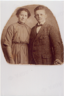 Anne (Andy) Klooster and Janna Reker