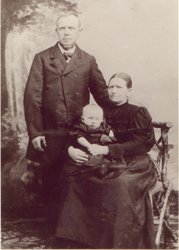 Klaas Jans Klooster, Hinderika Hendriks Smit and Antje Klooster